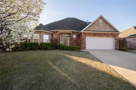 3083 Eagle Crest Cir, Springdale, AR 72762 photo 2