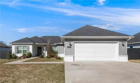 457 N Otoe St, Farmington, AR 72730