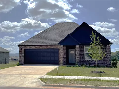 429 W Gosling Isle, Farmington, AR 72730