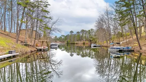 1 Bourton Ln, Bella Vista, AR 72714