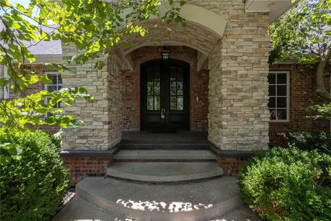 624 Sonoma Cir, Fayetteville, AR 72703