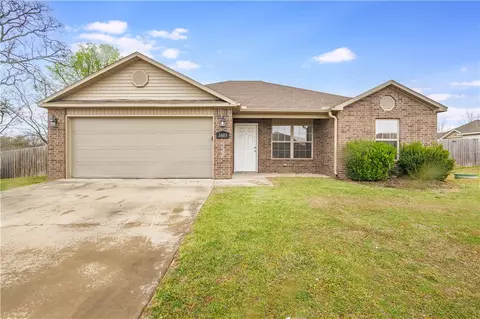 3603 Alliance Dr, Springdale, AR 72764
