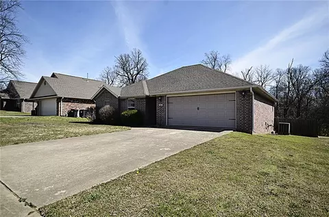 4417 Ferns Valley Loop, Springdale, AR 72764 photo 2