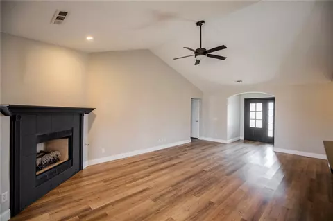 744 Nicholson Ave, Springdale, AR 72764 photo 9