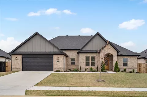 1280 Camerino Ave, Tontitown, AR 72762