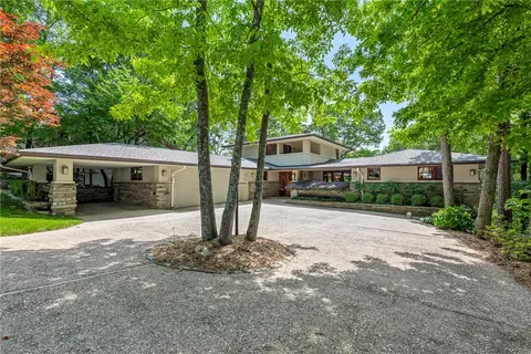 31 Newquay Ln, Bella Vista, AR 72714