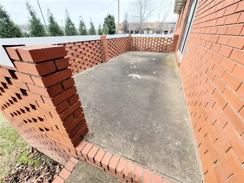 Exterior - 9 Grandview Ave, Harrison, AR 72601 photo 2 of 3