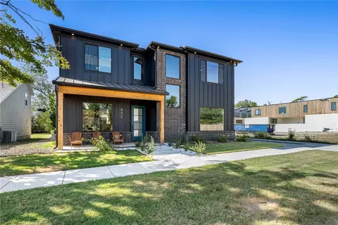 432 SW Glover St, Bentonville, AR 72712