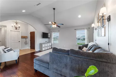 701 Olivia Ln, Centerton, AR 72719 photo 5