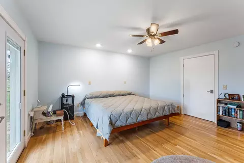 Bedroom - 521 Spring Cliff Dr, Rogers, AR 72756 photo 2 of 7