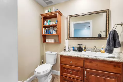 Bath - 521 Spring Cliff Dr, Rogers, AR 72756 photo 2 of 7