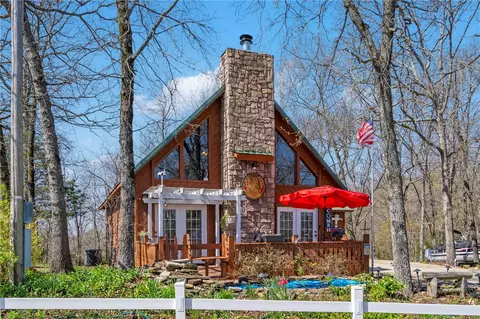 11475 Country Club Dr, Garfield, AR 72732