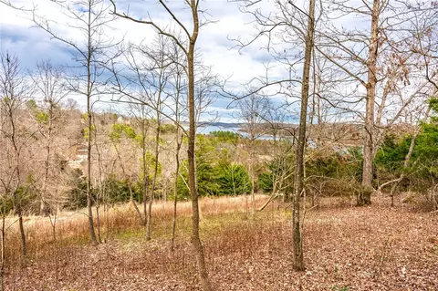 Four Seas, Rogers, AR 72756 photo 8