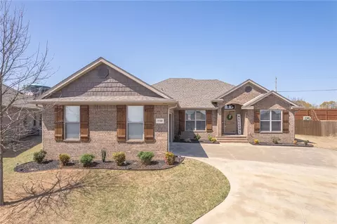9300 Harvest Ct, Fort Smith, AR 72916