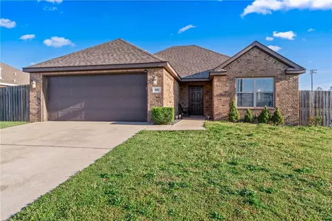 800 Mulberry St, Gravette, AR 72736