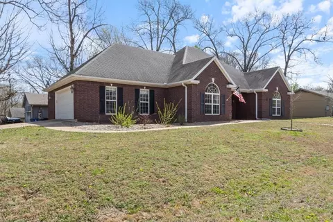8 Wincanton Ln, Bella Vista, AR 72715