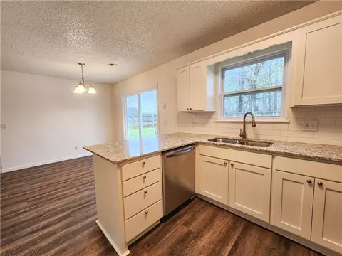 411 E Mimosa Pl, Rogers, AR 72756 photo 10