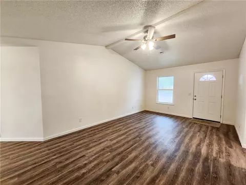 411 E Mimosa Pl, Rogers, AR 72756 photo 2