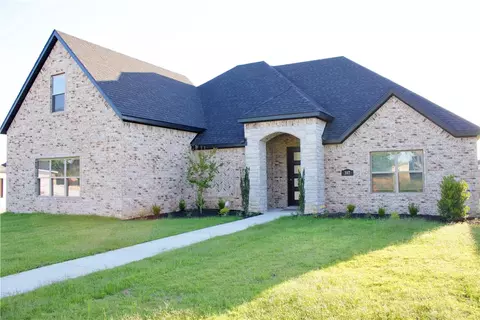 4716 W Triangle St, Fayetteville, AR 72704