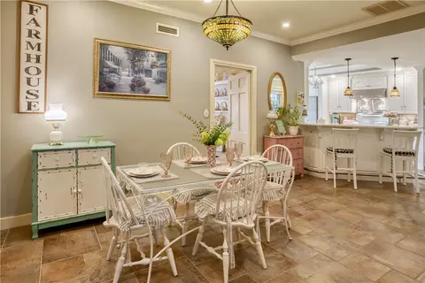 Dining - 6105 Park Ave, Fort Smith, AR 72903 photo 3 of 3