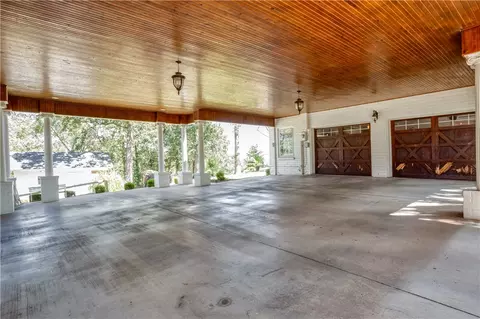 Exterior - 6105 Park Ave, Fort Smith, AR 72903 photo 6 of 12