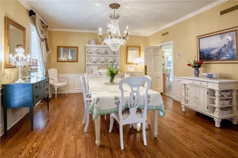 Dining - 6105 Park Ave, Fort Smith, AR 72903 photo 2 of 3