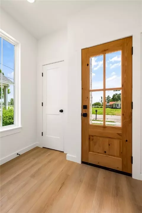 Entry Way - 738 N 5th St, Rogers, AR 72756 photo 1 of 3