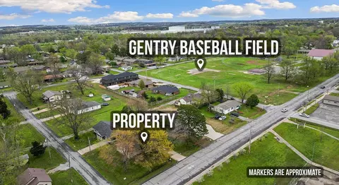 516 W Main St, Gentry, AR 72734 photo 35