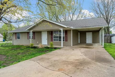516 W Main St, Gentry, AR 72734 photo 13