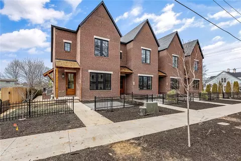 443 NW C St, Bentonville, AR 72712