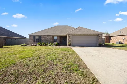 1401 Spruce St, Pea Ridge, AR 72751