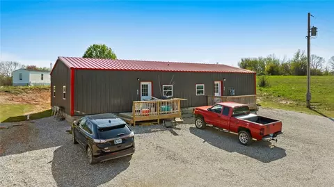 76937695 Blockade Vlg, Seligman, MO 65745