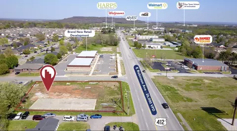 2522 Robinson Ave, Springdale, AR 72764