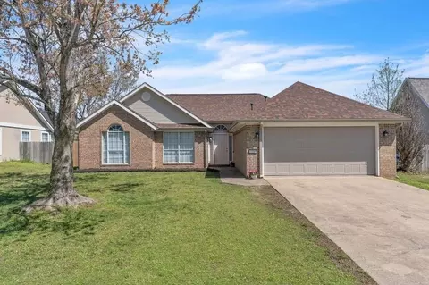 1203 N 23rd Pl, Rogers, AR 72756