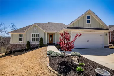 24 Sidlaw Hills Dr, Bella Vista, AR 72715