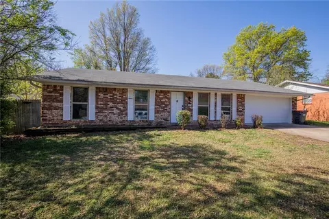 2407 Mida Ave, Springdale, AR 72762 photo 2