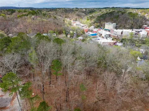 Carroll Avenue, Eureka Springs, AR 72632