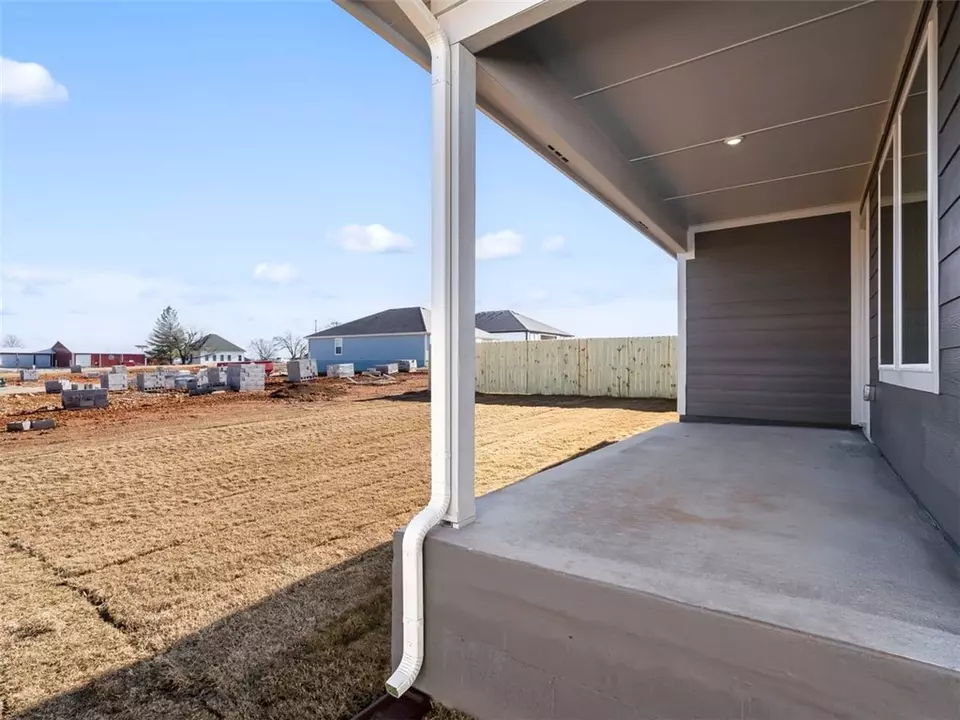  205 NW Granny Smith St, Highfill, AR 72734 photo 26