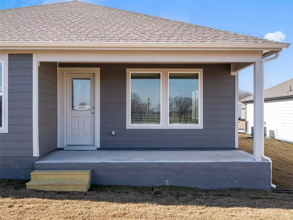  205 NW Granny Smith St, Highfill, AR 72734 photo 27