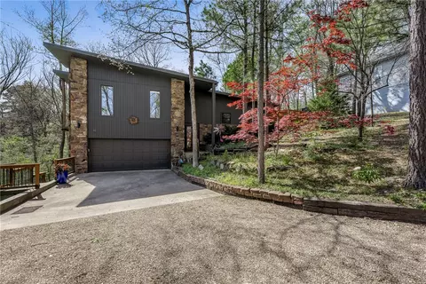 16 Blenheim Ln, Bella Vista, AR 72715