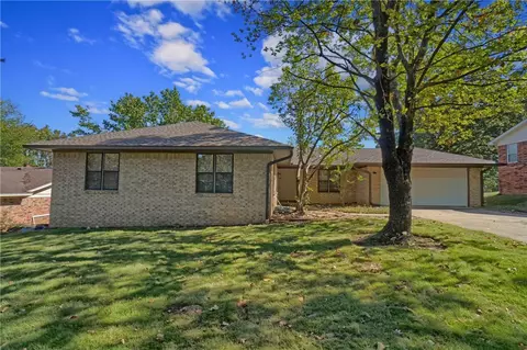 1504 N Hills Blvd, Van Buren, AR 72956