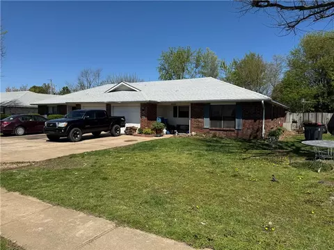 2916 Adrian Ave, Springdale, AR 72764 photo 2