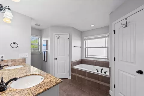 3633 Serenity St, Springdale, AR 72764 photo 9
