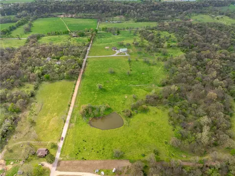 19378 Dawn Hill East Rd, Gentry, AR 72734
