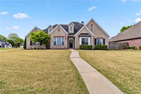 4355 Troon Dr, Fayetteville, AR 72701