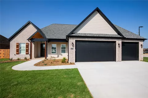 7919 Via Roma Ave, Springdale, AR 72762