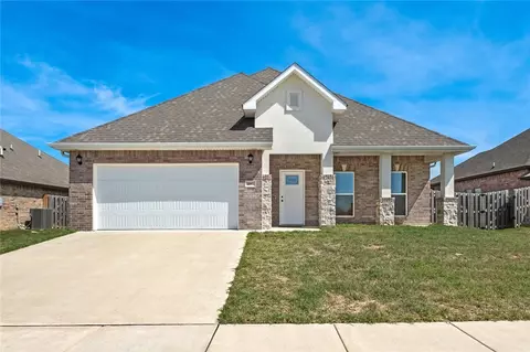 1001 Winesap Dr, Bentonville, AR 72712
