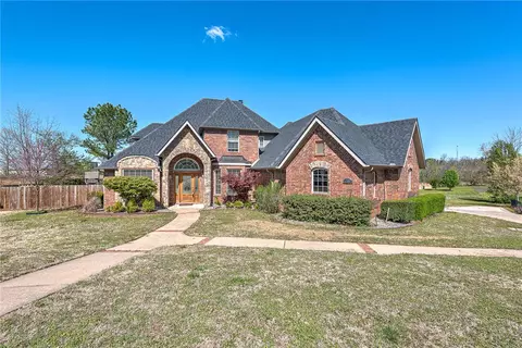 1700 S 43rd St, Rogers, AR 72758
