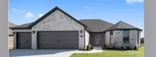 2340 Stonemill Dr, Fayetteville, AR 72701