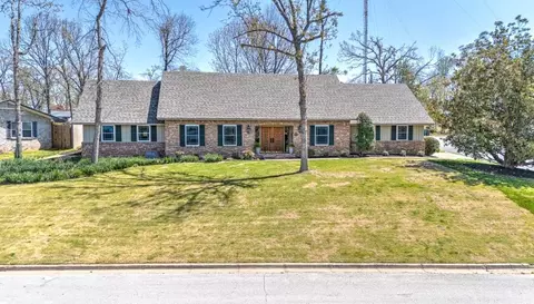 1312 W Birch Dr, Rogers, AR 72758